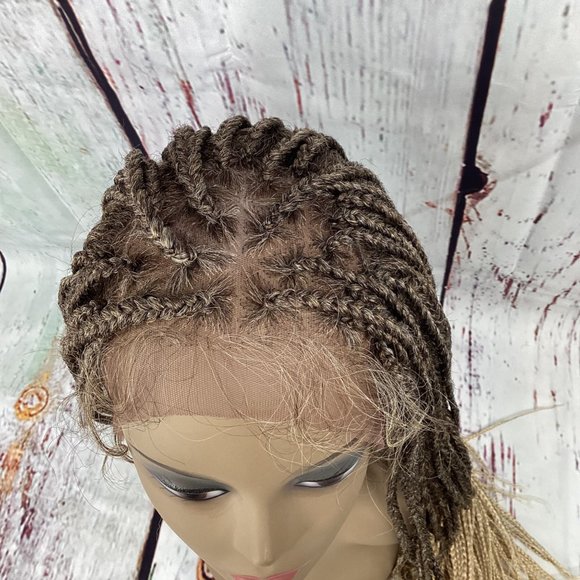 Knotless Box Braids 30” #T4/27/613 Natural Style Lace Front Wig Synthetic - Picture 5 of 7